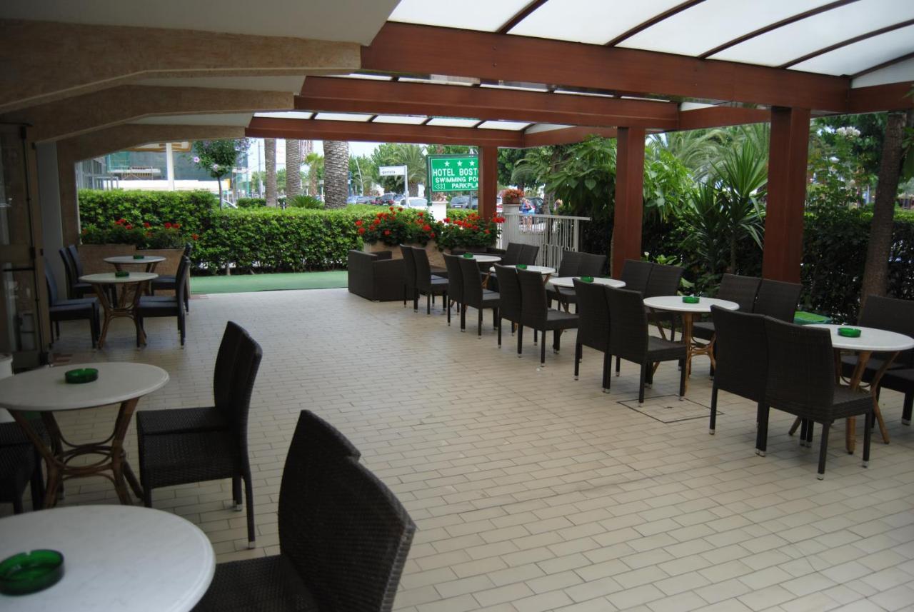 Hotel Boston Alba Adriatica Buitenkant foto
